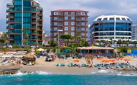 Club Bayar Beach Hotel